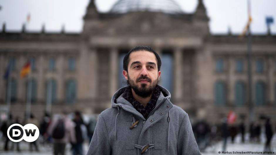 syrian-refugee-withdraws-bid-for-german-parliament-seat-after-threats-dw-30-03-2021