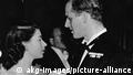 BG Prinz Philip Herzog Duke of Edinburgh | Elizabeth II. u Philipp beim Tanz 1947