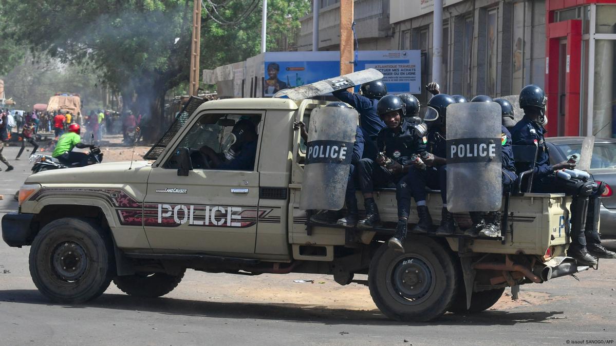 Pourquoi Tant De Coups D'Etat Au Niger ? – DW – 26/07/2023