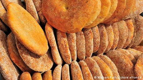 Artisanal bakeries in Niger fight for survival