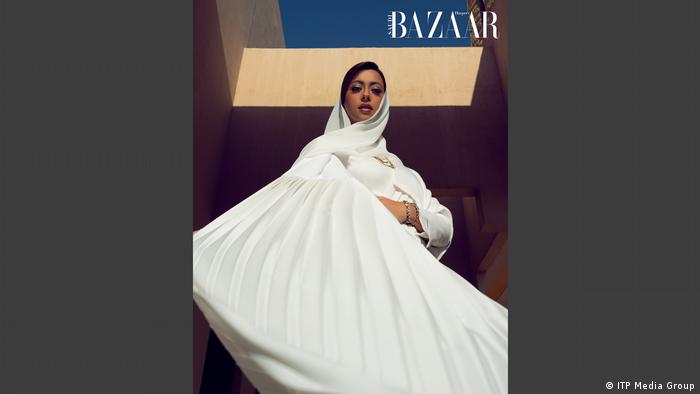 الموضة بلمسة سعودية في مجلة هاربر بازار
