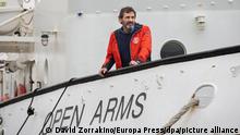 14/02/2020***
Oscar Camps, Gründer der spanischen Hilfsorganisation Proactiva Open Arms, steht auf dem Deck des Rettungsschiffes «Open Arms». Das Schiff liegt in Barcelona zur Reparatur vor Anker. +++ dpa-Bildfunk +++
