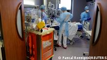 法国、希腊等国强制医护工作者接种疫苗