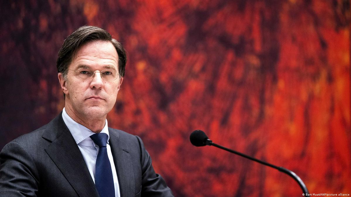 Dutch PM Mark Rutte narrowly survives no-confidence vote – DW – 04/02/2021