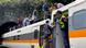 El tren accidentado en medio de un túnel en Taiwán. El tren accidentado en medio de un túnel en Taiwán.