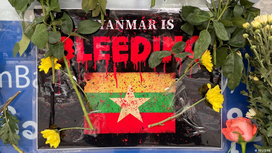 Myanmar Protesters Hold Flower Protests To Honor Dead News Dw 02 04 21