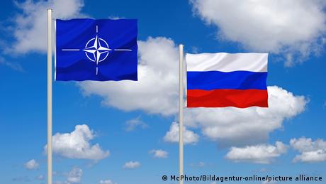 Решението на Москва да закрие представителството си в НАТО ще