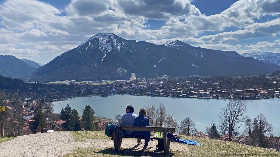 7 guidelines for sustainable journey | DW Vacation | DW