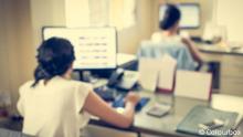 Trabajar más de 55 horas semanales aumenta el riesgo de muerte, según OMS