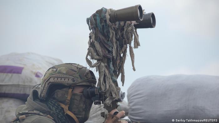 Наблюдательный пост украинских военных в Донбассе