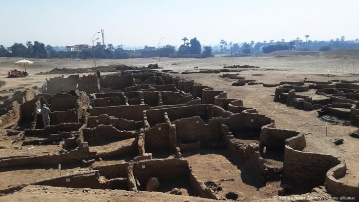 Begrabene Stadt in Ägypten gefunden