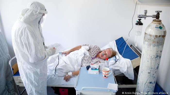 Bosnien und Herzegowina Coronavirus l Patientin im Krankenhaus