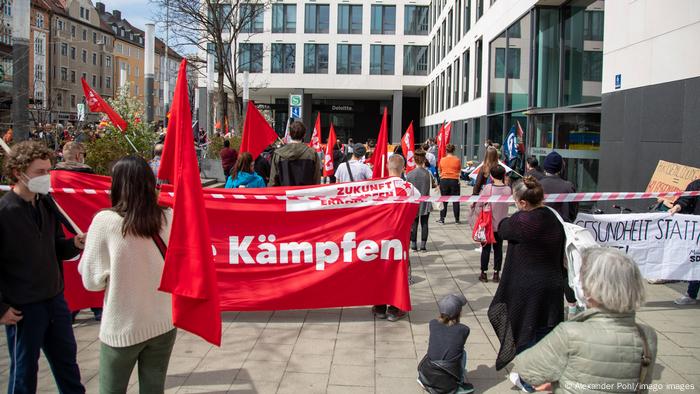 A protest in Munich calling for a hard lockdown