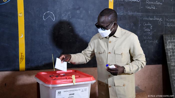 Patrice Dalone, Präsident der Wahlen in Benin Cottono