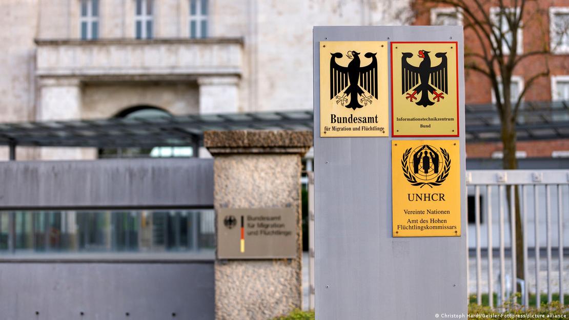 Υπό πίεση οι γερμανικές αρχές που εξετάζουν αιτήσεις ασύλου