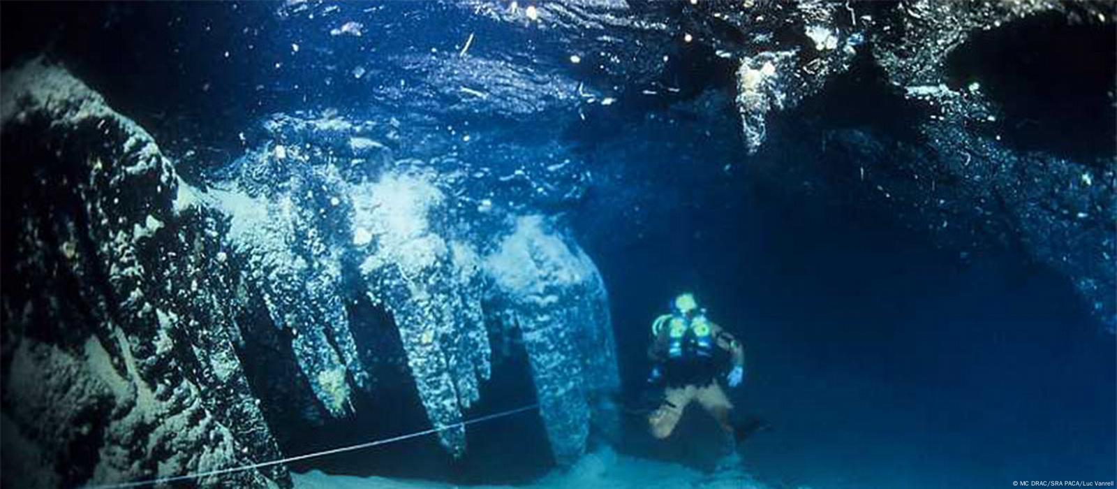 the archaeology underwater caves(専門書) the archaeology underwater caves(専門書)