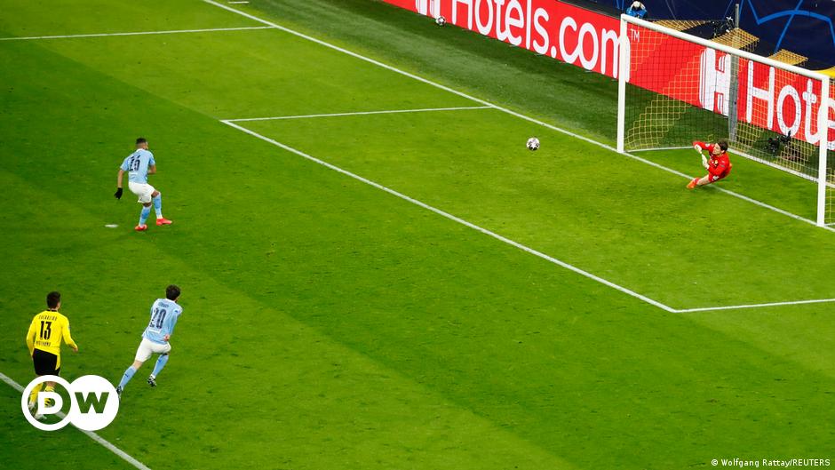Дортмунд боруссия забивает в свои ворота