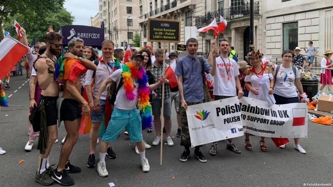 UK campaign targets Poland's 'LGBT-free zones' – DW – 04/21/2021