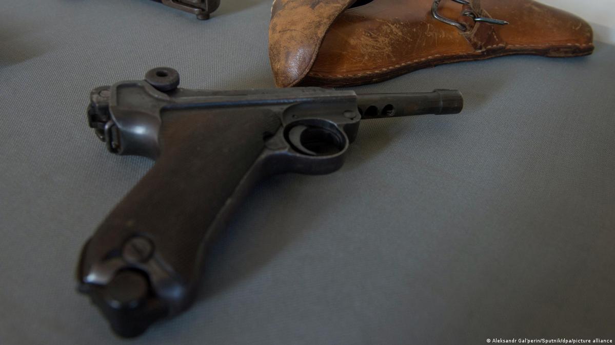 Colombia ladrón con pistola de la Segunda Guerra Mundial – DW Foto
