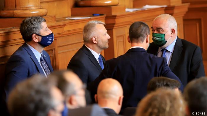 Големите реформи в България няма как да бъдат проведени без действащ парламент. 