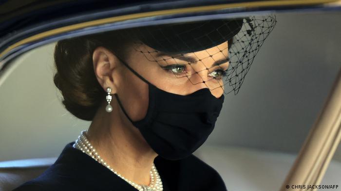 Duquesa de Cambridge se aisla tras contacto con positivo de covid | Europa  al día | DW | 05.07.2021
