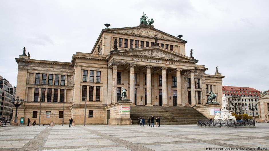 From Bonn to Berlin, Germany hosts concerts for Ukraine | Music | DW - Vimarsana News