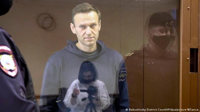 Алексей Навальный в зале суда (фото из архива)