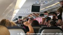 COVID: EU drops air travel face mask mandate