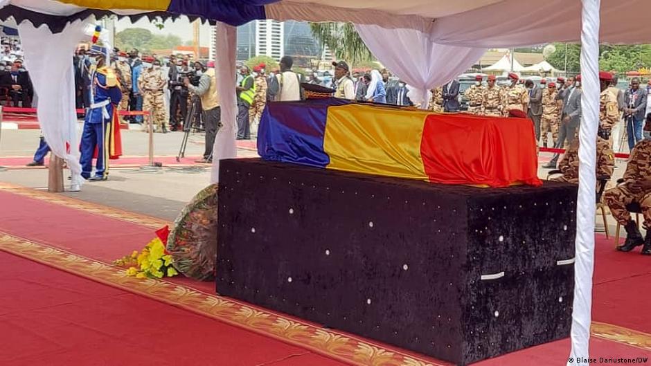 Chad holds funeral for late President Idris Deby Itno – DW – 04/23/2021