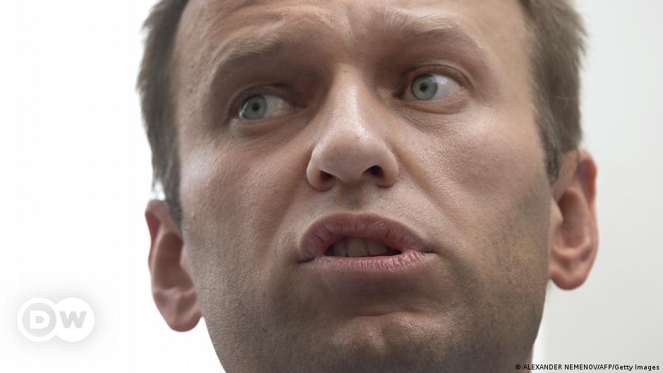 Russia suspends activities of Alexei Navalny's campaign groups | DW | 26.04.2021
