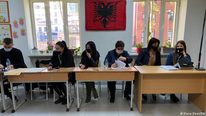 Albanien Tirana | Wahl 2021 | Wahllokal
