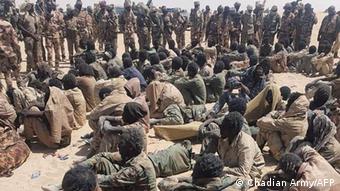 Tschad Armee FACT Rebellen Gefangene