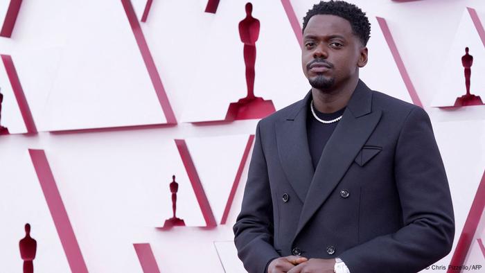 Daniel Kaluuya at the opening of the 2021 Oscars.