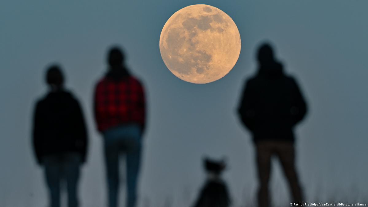 长平观察：地球照常升起