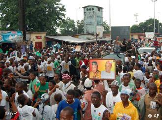 Wahlkampkundgebung in Guinea kurz vor der Wahl am 27. Juni (Foto: ap)