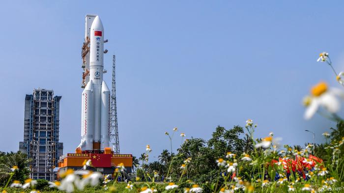 Cohete chino que regresa a la Tierra caerá muy probablemente en el Pacífico | ACTUALIDAD | DW | 05.05.2021