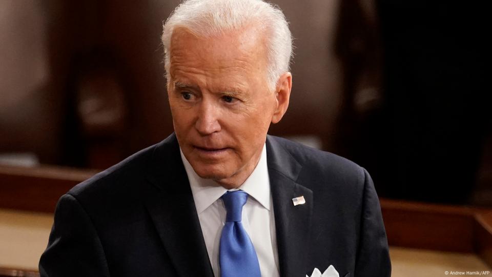 Quanto de Donald Trump há em Joe Biden? – DW – 29/04/2021