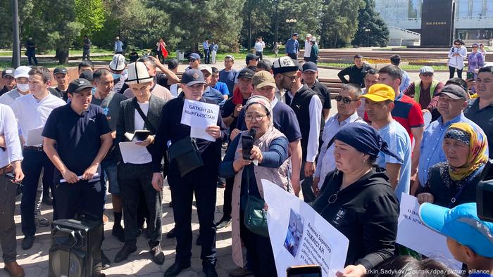 Kirgistan Bischkek | Kundgebung zu Grenzkonflikt mit Tadschikistan 