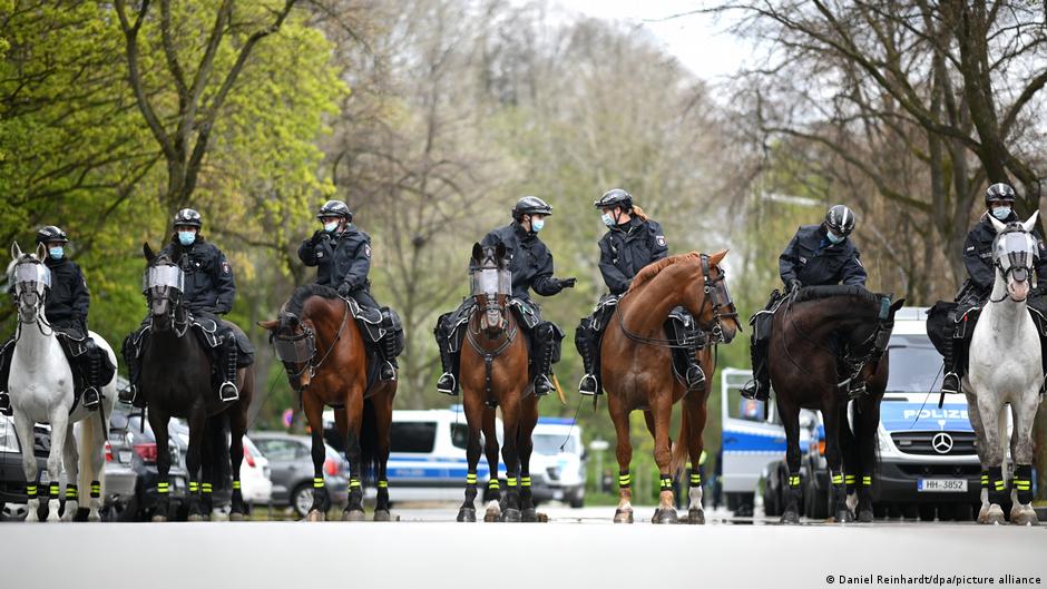 Germany: Police on alert for possible May Day violence | News | DW - Vimarsana News