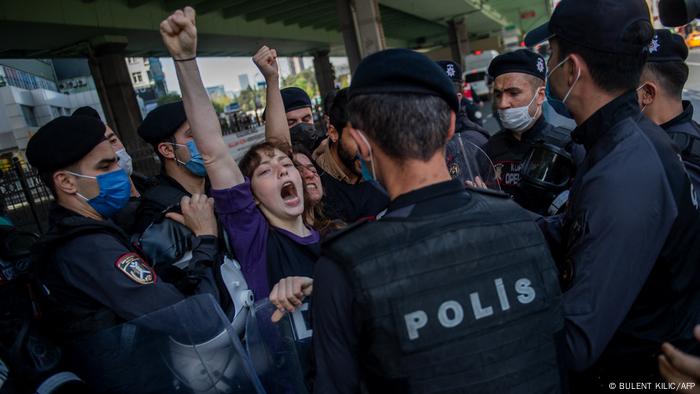 Turkish police detain demonstrators during a May Day rally in Istanbul Turkish police detain demonstrators during a May Day rally in Istanbul
