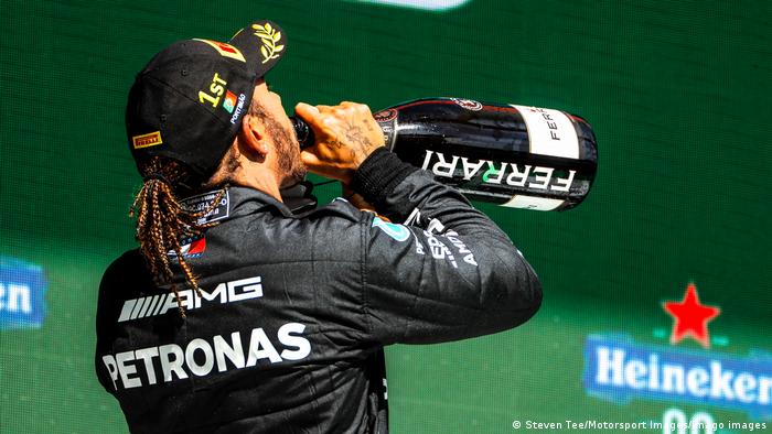 F1 Lewis Hamilton Wins The Portuguese Grand Prix Sports German Football And Major International Sports News Dw 02 05 2021