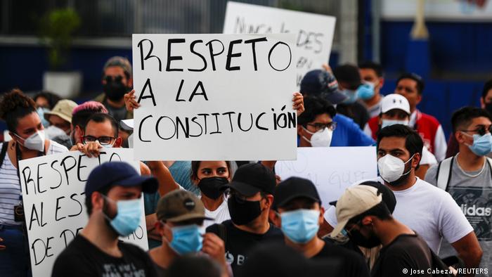 El Salvador | Nach Absetzung aller oberster Richter | Demonstrationen