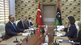 Libya Dışişleri Bakanı Manguş ve Türkiye Dışişleri Bakanı Çavuşoğlu