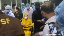 Bangladesh former prime minister Khaleda Zia was transferred to the CCU of Evercare Hospital in Dhaka after complaints of breathing difficulties on Monday (03.05.21).
Copyright: bdnews24.com