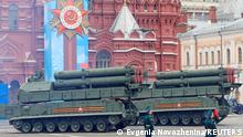 09.05.2021
Russian Buk-M3 missile systems drive along Red Square during a military parade on Victory Day, which marks the 76th anniversary of the victory over Nazi Germany in World War Two, in central Moscow, Russia May 9, 2021. REUTERS/Evgenia Novozhenina