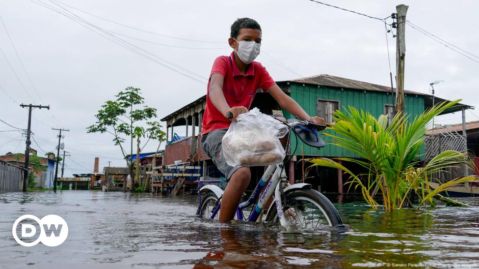 Brasil tem 2.211 mortes por covid-19 em 24 horas