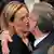Prvi predsjednički poljubac - supruga Bettina čestita Christianu Wulffu na izboru za predsjednika