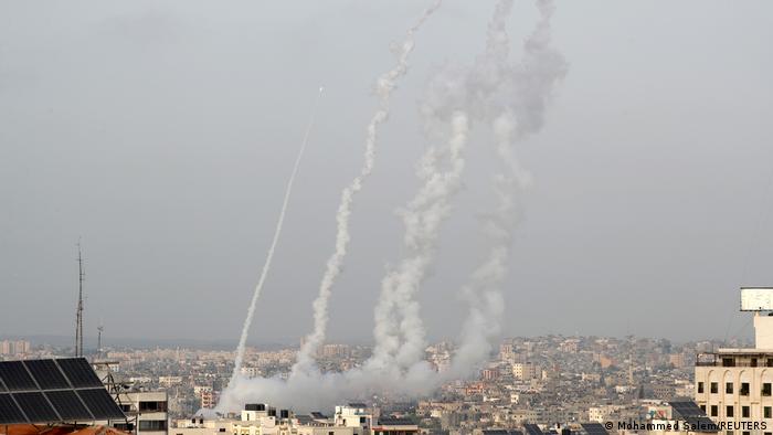 Gazze'den de İsrail'e roket saldırıları düzenlendi