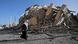Edificio destruido por bombardeo israelí en Gaza. Edificio destruido por bombardeo israelí en Gaza.
