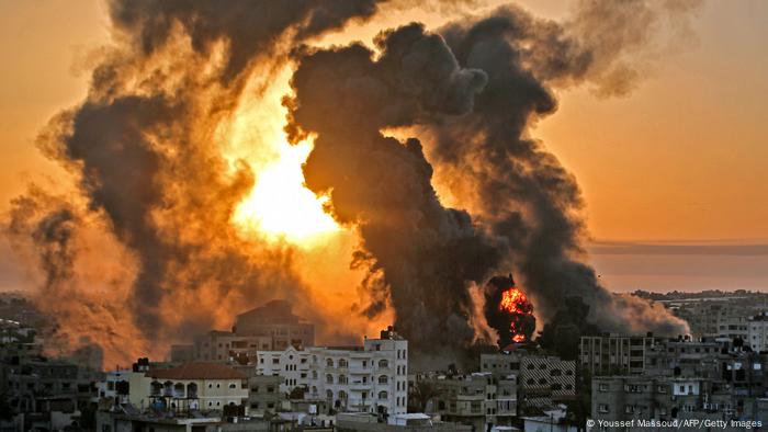 Israel-Gaza violence: Fresh rocket attacks on Israeli cities — As it  happened | News | DW | 12.05.2021